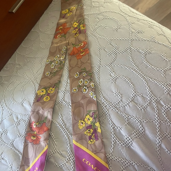 Signature Floral Print Silk Skinny Scarf - Picture 6 of 6